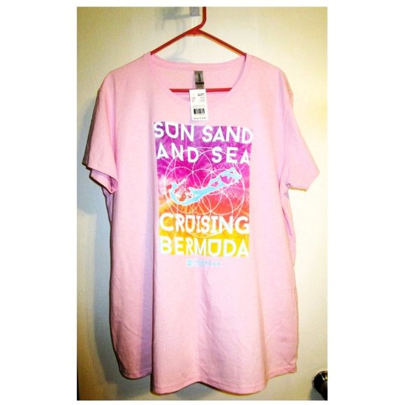 Gildan NORWEGIAN CRUISE LINE Bermuda Women’s T Shirt `Size 2XL Pink/Multi, NWT - Picture 1 of 3